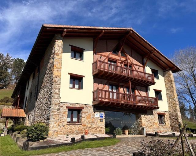 Hotel-Apartamento Rural Atxurra Bermeo Bagian luar foto