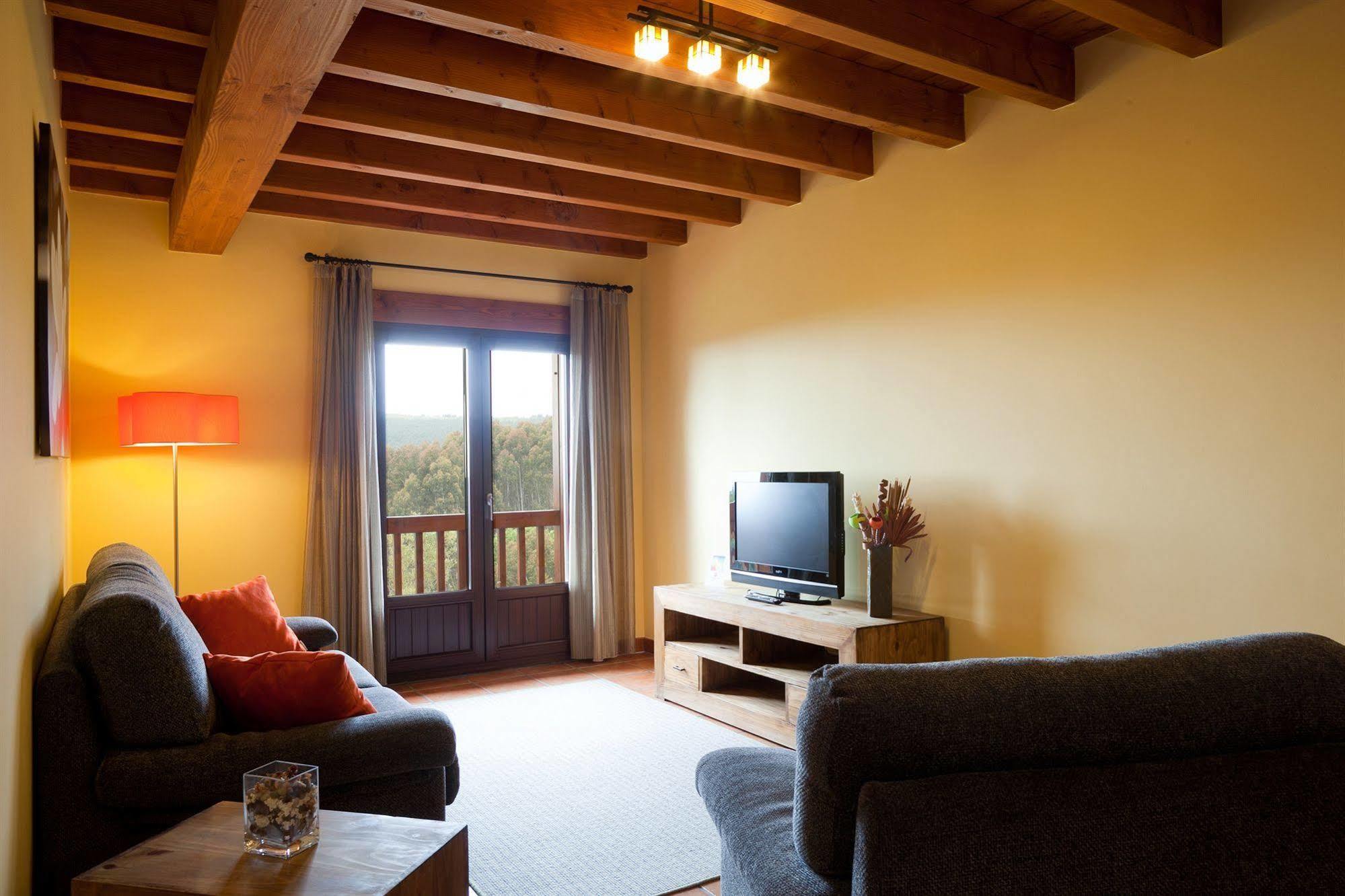 Hotel-Apartamento Rural Atxurra Bermeo Bagian luar foto