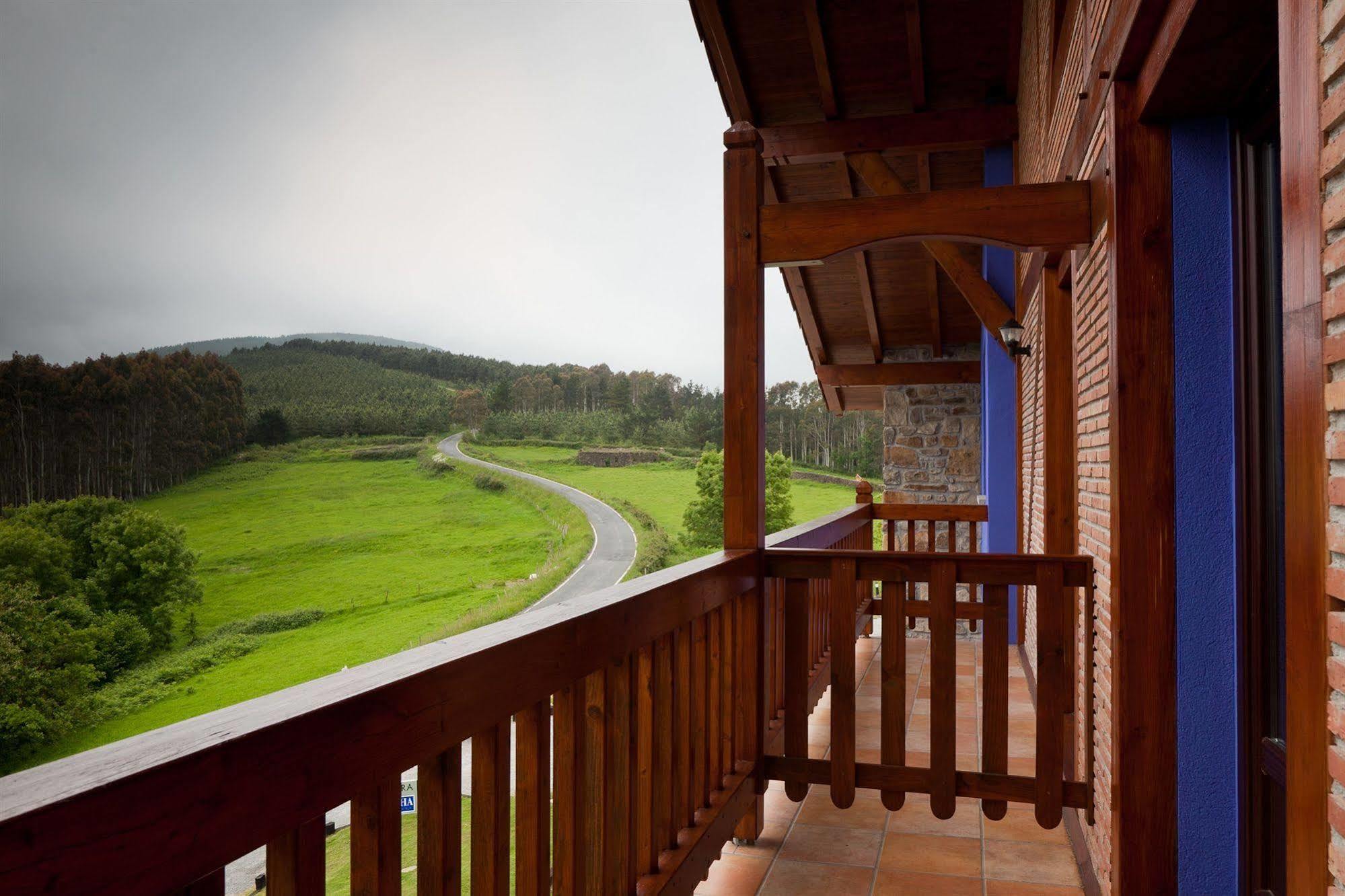 Hotel-Apartamento Rural Atxurra Bermeo Bagian luar foto